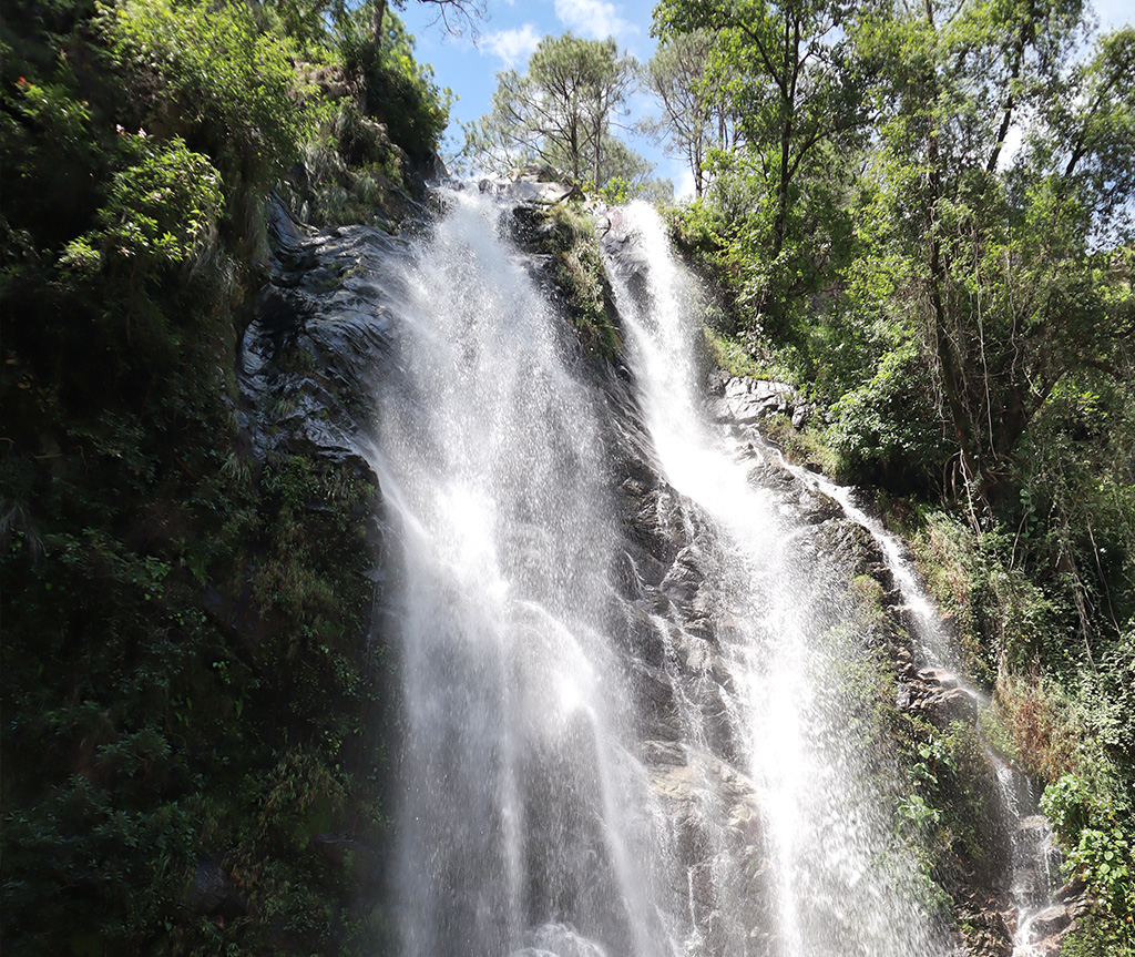 waterfall_uttarakhand